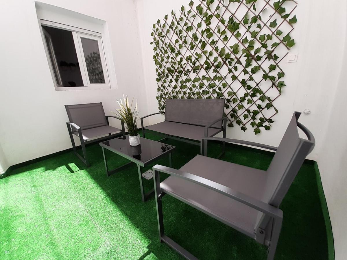 Tropical Garden Apartment لقنت المظهر الخارجي الصورة